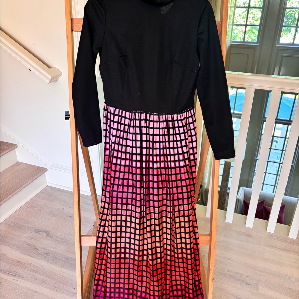 Black and Pink Gradient Long Sleeve Dress
